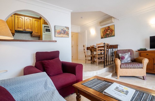 El Paraiso Apartment | Holiday Apartment '3B Virgo' with Pool, Private Terrace & Wi-Fi