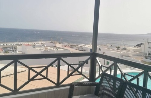 Los Mojones Apartment | Holiday Apartment 'Apartamento Alyce' with Sea View, Private Terrace and Wi-Fi