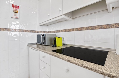 Casas de Torrat Apartment | Holiday Apartment "Clementina Imperial Park" with Sea View, Shared Pool & Wi-Fi