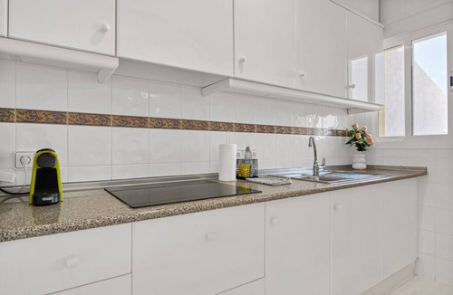 Casas de Torrat Apartment | Holiday Apartment "Clementina Imperial Park" with Sea View, Shared Pool & Wi-Fi