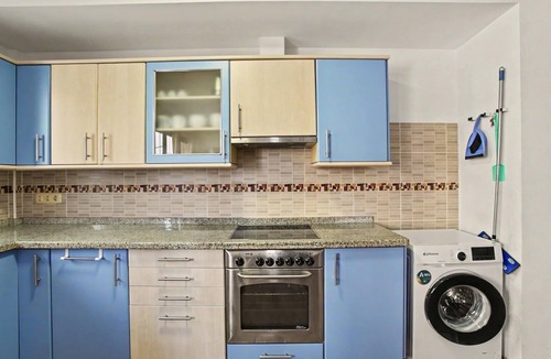 Playa de Arinaga Apartment | Holiday Apartment 'Risco Verde' in Arinaga with Sea View, Wi-Fi & Airport Transfer