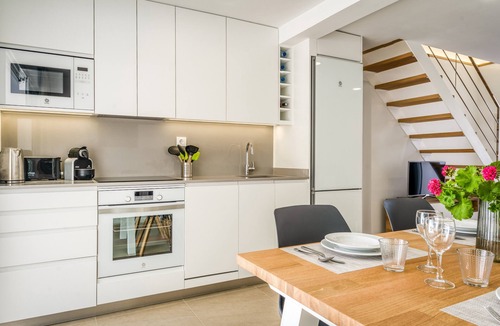 Cala Blanca Apartment | Holiday Home 'Els Arbocers 131-2' with Sea View, Garden and Wi-Fi