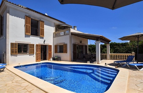 Santanyi House | Holiday Home 'Amarador' with Private Pool, Wi-Fi and Air Conditioning