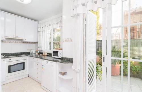 Alcudia House | Holiday Home 'Cas Ferrer' with Private Terrace and Wi-Fi