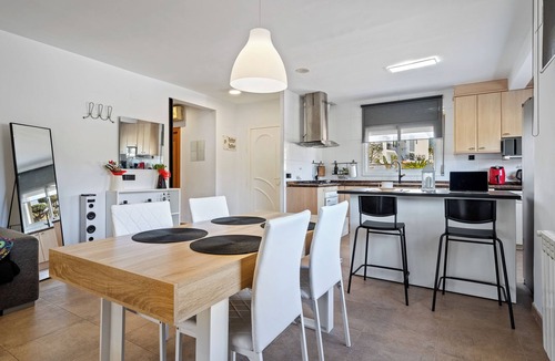 Alcanar House | Holiday Home 'Ca La Núria' with Private Pool, Wi-Fi and Air Conditioning