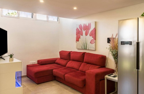 Maspalomas House | Holiday Home Ca Martina Sonora Golf with Pool, Garden and Wi-Fi
