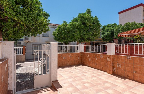 Palma-Palmilla House | Holiday Home 'Casa Ana La Rosaleda' with Private Terrace, Wi-Fi and Air Conditioning