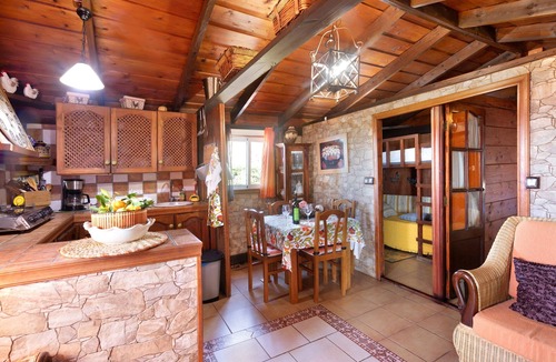 El Jesus House | Holiday Home 'Casa El Retiro' with Sea View, Wi-Fi and Air Conditioning