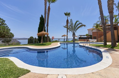 Velilla-Taramay House | Holiday Home 'Casa Fuentes 2 B2' with Sea Views, Wi-Fi & Air Conditioning