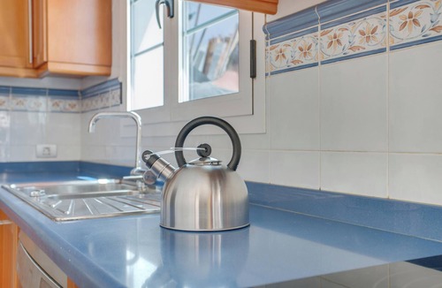 Tias House | Holiday Home ‘Casa Oasis’ with Pool, Wi-Fi, Air Conditioning & Terrace
