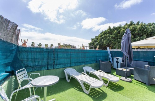 Telde House | Holiday Home 'Casa Rustica San Francisco 3' Terrace, Garden, Wi-Fi