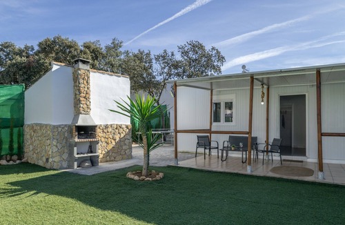 Ronda House | Holiday Home 'El Encanto De Ronda' with Mountain View, Private Pool and Wi-Fi