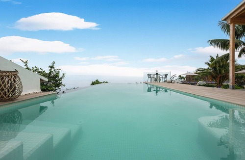 Santa Barbara House | Holiday Home "Casa Adayeim 2" with Mountain and Sea Views