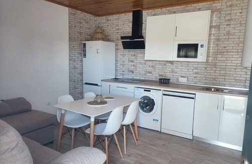 Conil de la Frontera House | Holiday Home 'Finca La Vigia 2' with Private Pool, Wi-Fi and Air Conditioning
