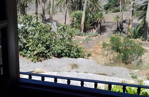 Alojera Apartment | Holiday Home 'Gomera Country House' with Shared Terrace, Shared Garden and Wi-Fi