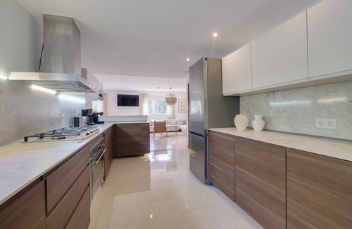 Crestatx House | Holiday Home 'Magna' with Private Pool, Wi-Fi and Air Conditioning