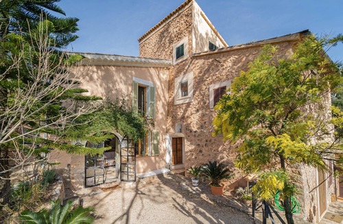 Fornalutx House | Holiday Home 'Se Taulera' with Mountain View, Garden, Terraces & Wi-Fi