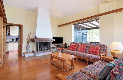Costa Teguise House | Holiday Home "Villa Mar" close to the Beach with Sea View, Pool & Wi-Fi