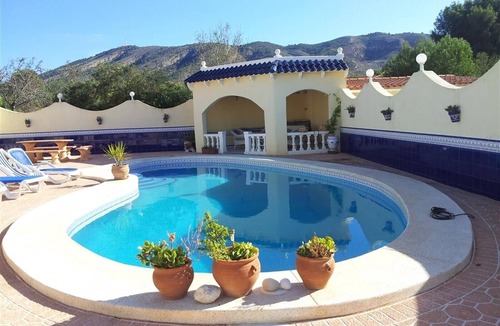Benidorm Villa | "Holiday villa Albir - Alfaz del Pi" with Mountain View, Pool, A/C & Wi-Fi