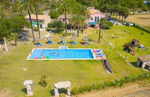 Urbanitzacio Gotmar Apartment | Homerez - Amazing appartement for 6 ppl. with shared pool and garden at Pollença