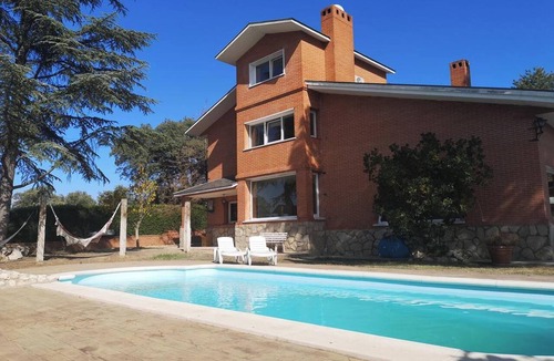 Villaviciosa de Odon Apartment | Homerez - Apartment in Villaviciosa de Odón