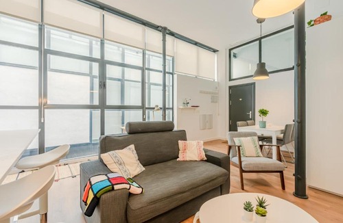 Alameda Apartment | HoneyMoon Apartment