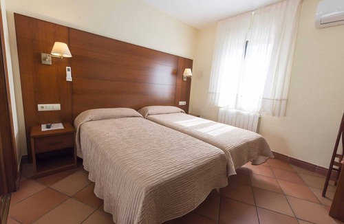 Masueco Hostel | Hostal Restaurante Santa Cruz