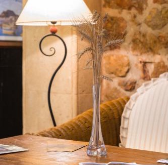Jesus Pobre Hostel | Hostal Tres Molins