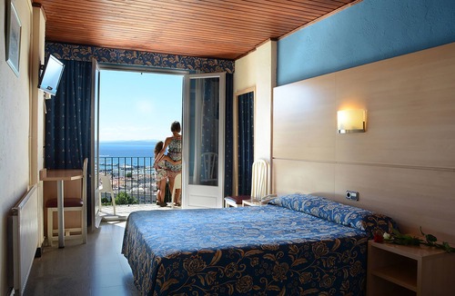 Roses Town Center Hotel | Hotel Grecs