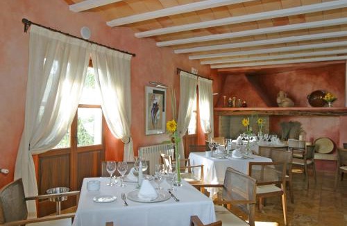 Sant Carles de Peralta House | Hotel Rural & Spa Can Curreu