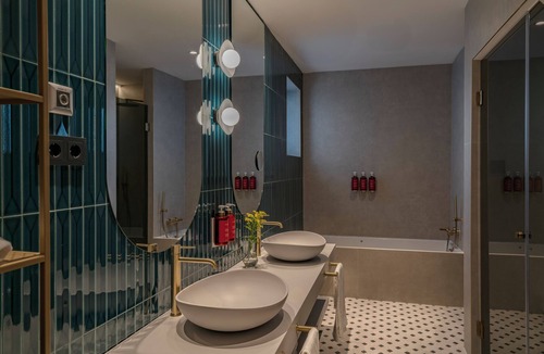 Malaga Historic Centre Hotel | Hotel Vincci Seleccion Posada del Patio