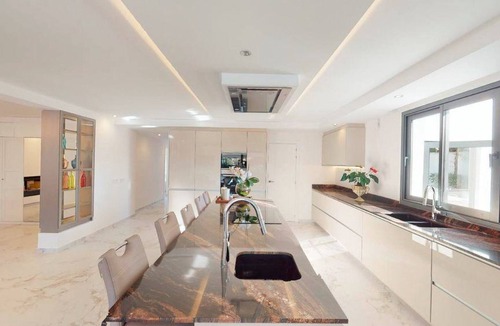 Atalaya-Isdabe Ski Chalet | Impressive 4 bedroom villa in Atalaya Isdabe
