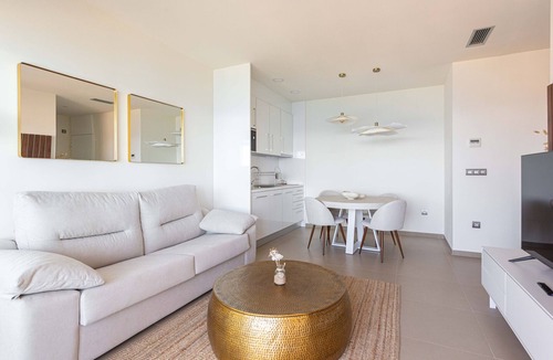 Cala Apartment | Intempo by Holuxe - 322 - 32nd floor
