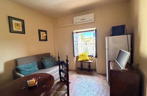 Ventallo Apartment | L'Escala-Ventalló. Cosy, WiFi & Rooftop terrace EG