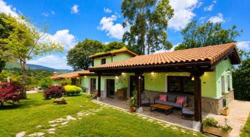 Llamigo Ski Chalet | La Braña en Llanes · Jardín, Playa y Senderismo