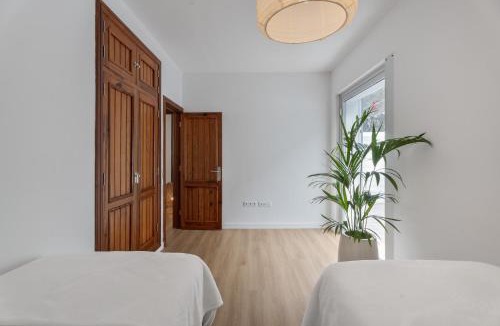 Los Gigantes House | La Casa de Los Gigantes