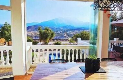 Vinuela House | La Casa Buena Vida – Vacation Home in Southern Spain