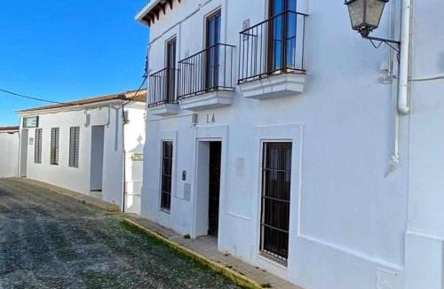Higuera de la Sierra House | La Casona de la Sierra