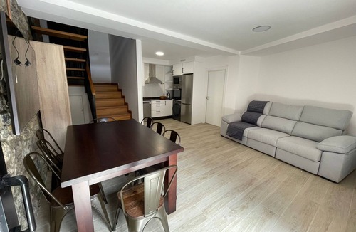 Puente Nuevo Cottage | La Corte Village House (La Corrolada de Ana IV). Located in Debodes (Llanes).