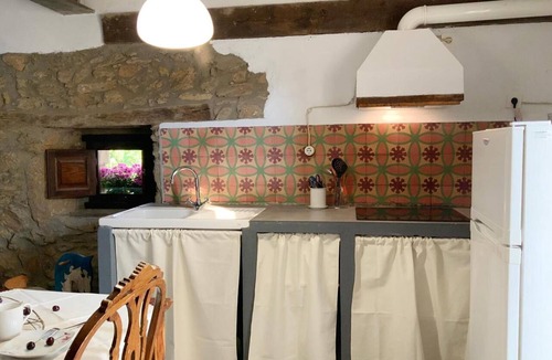 Perales del Puerto House | La Grulla Gris Country House – Wi-Fi and Air Conditioning