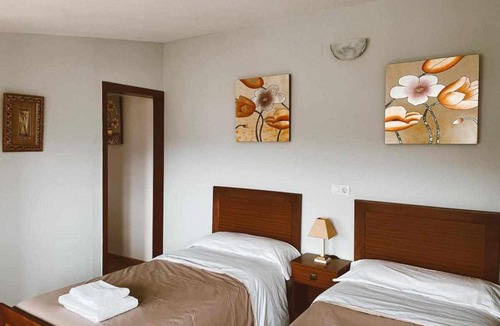 Sarria House | La Pension de Martin