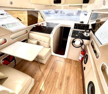 Gloria Boat Rental | Lancha Oceanic RJ