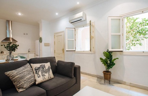 Santa Catalina Apartment | Lanza Suite Apartment