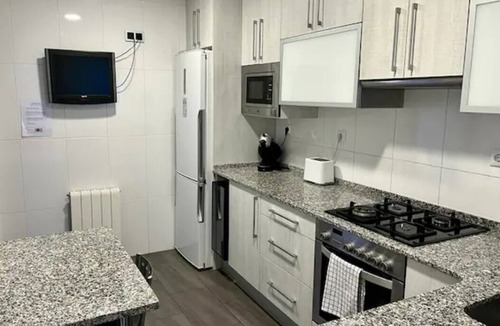 El Port Apartment | Large Apartment Near Fira and City Center
