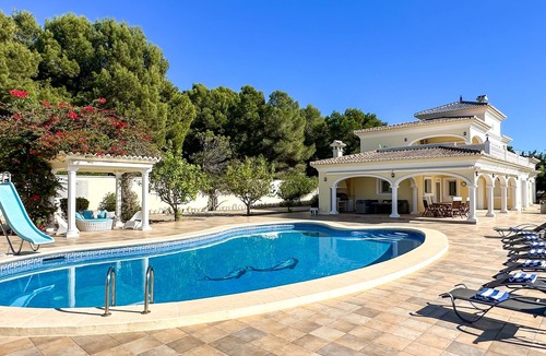 Arnella Villa | Large villa in El Portet, Moraira, 5 min from the beach