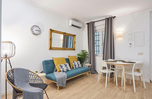 Malasana Apartment | LEEWAYS APARTMENT in SAN BERNARDO