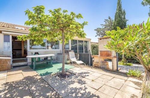 Saint-Pierre-la-Mer House | Les Eaux Vives 1