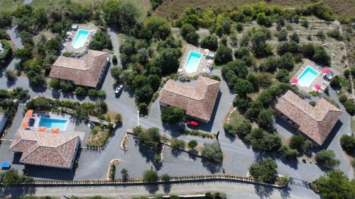 Joyeuse Villa | Les Villas de Perret