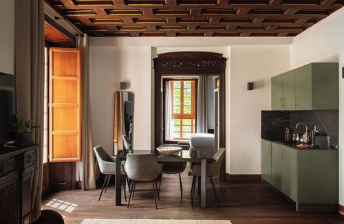 Casco Viejo Apartment | Limehome Vitoria Palacio Álava-Velasco