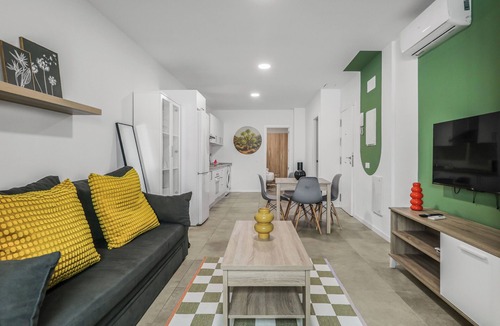 Vecindario Apartment | Living Central Stay Verol